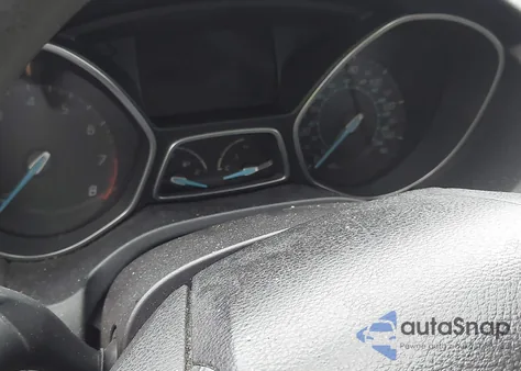 2012 Ford Focus Se z USA, uszkodzony, nr VIN 1FAHP3K25CL230348